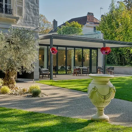 La Nuit Au Quai De Luxe Petit Meslier *